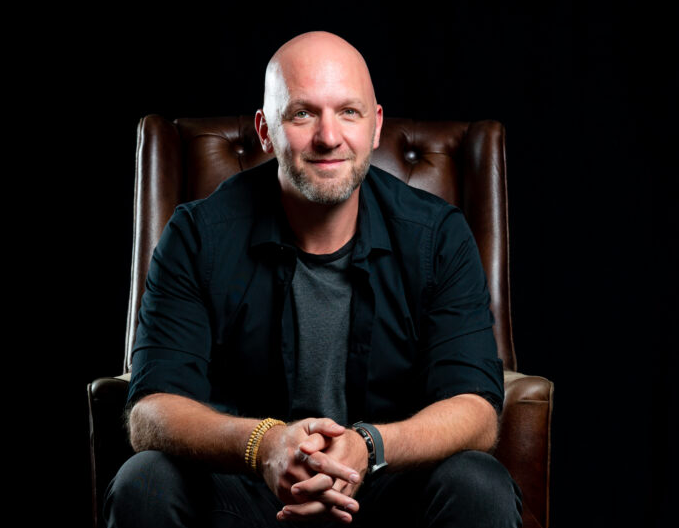 Tech Talk | Paulo Dias, Audio specialist talks about Podcast becoming Video and Audio Hybrid Tech Talk | Paulo Dias, Audio specialist talks about Podcast becoming Video and Audio Hybrid