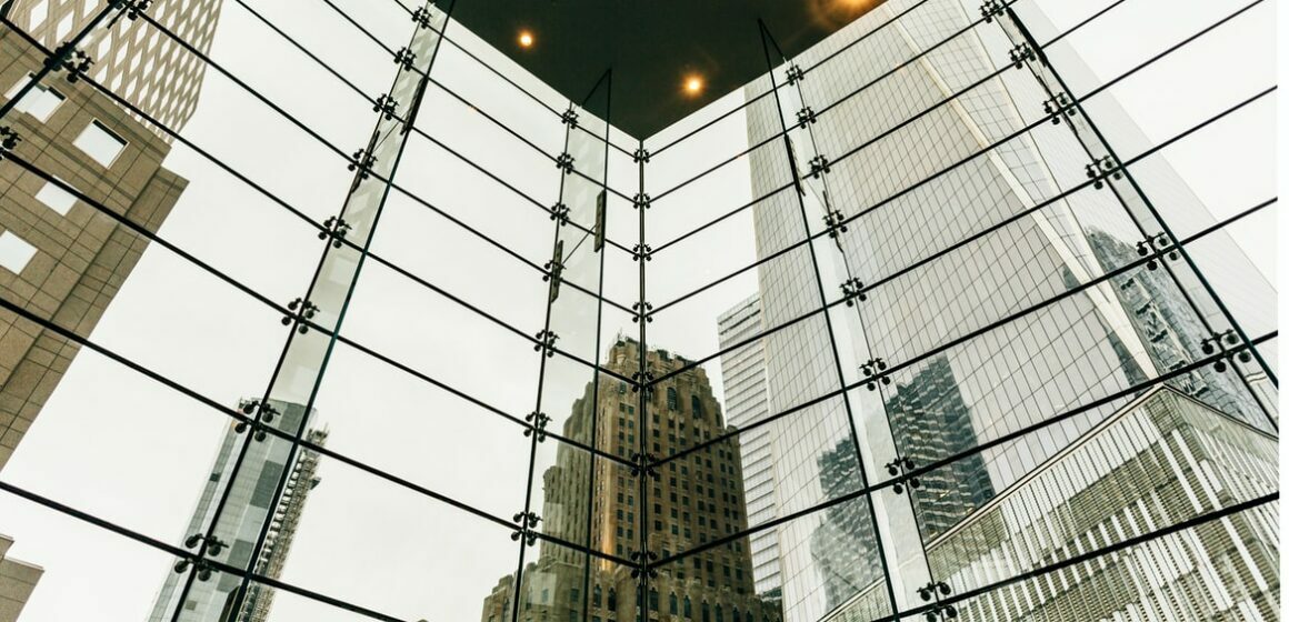 Deutsche Bank predicts the U.S. economy will Shrink by over 3% in 2023 Deutsche Bank predicts the U.S. economy will Shrink by over 3% in 2023