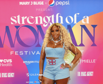 Mary J Blige, The Queen of Hip Hop Soul recently hosted ‘Strength Of A Woman Summit’ Mary J Blige, The Queen of Hip Hop Soul recently hosted ‘Strength Of A Woman Summit’
